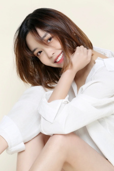 不小心缩小掉进女生的午饭里